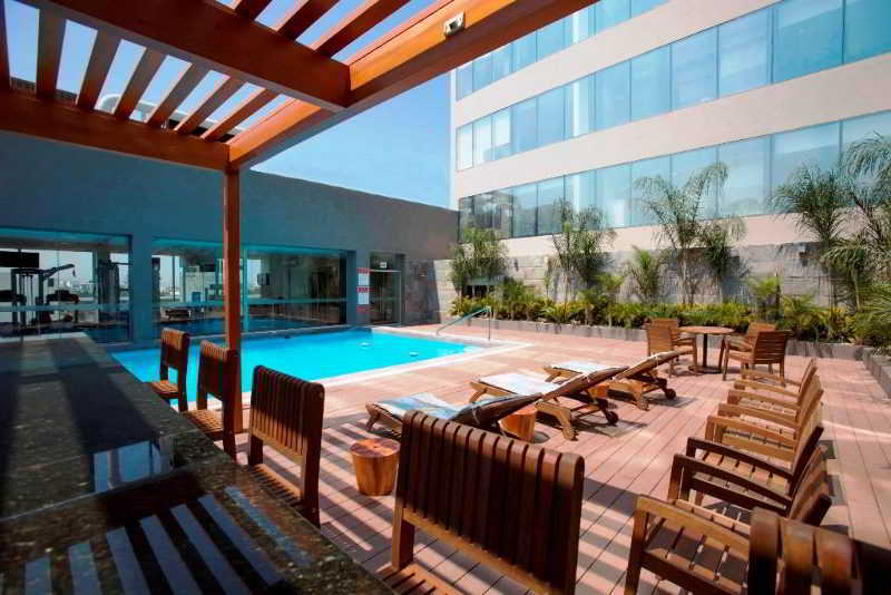 Casa Andina Premium Trujillo Hotel Encalada Exterior photo
